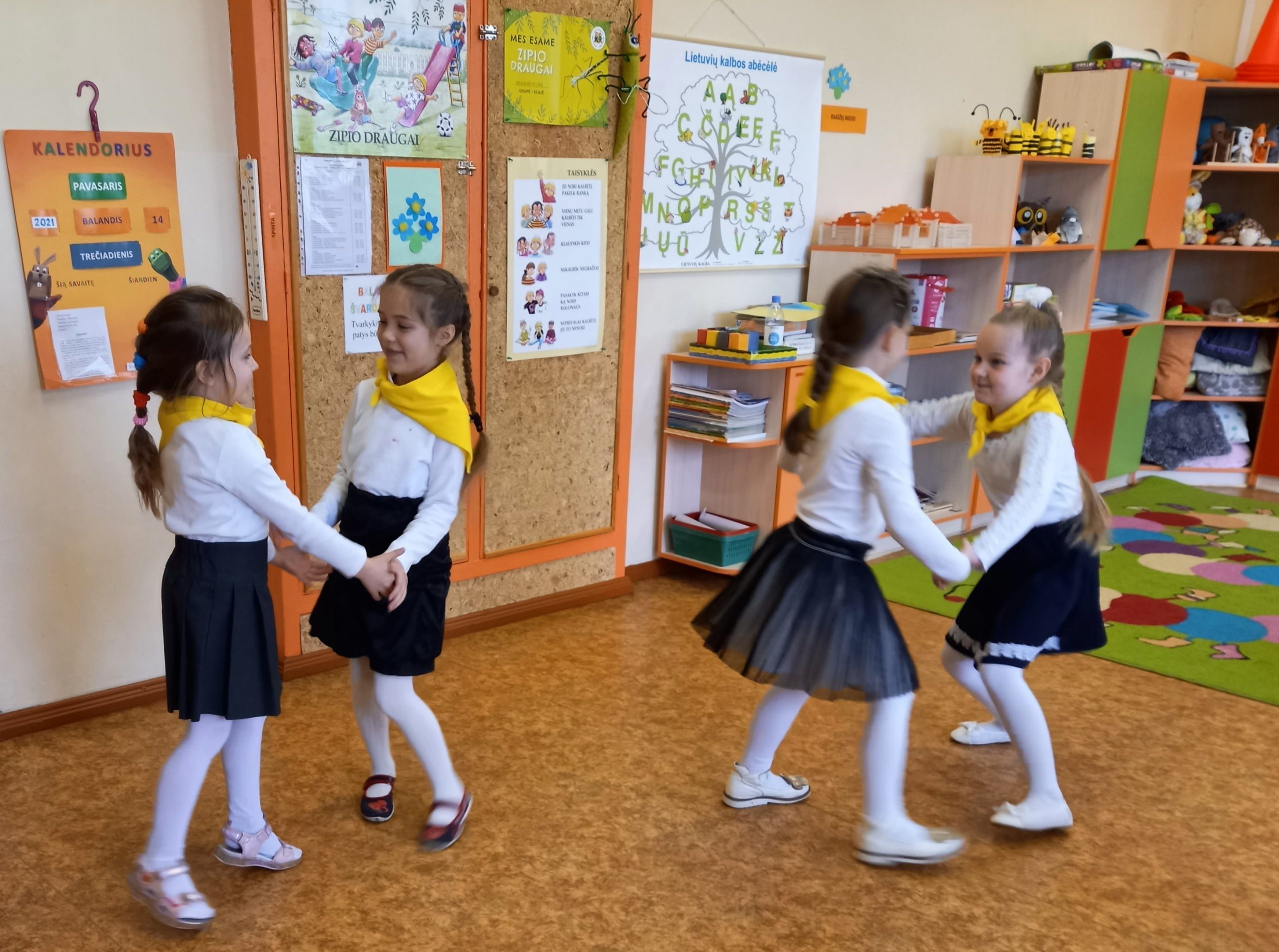 Anykščių rajono ugdymo įstaigų priešmokyklinio amžiaus vaikų kalbos viktorinos „Garsų ir žaidimų šalis – 2021“ akimirkos